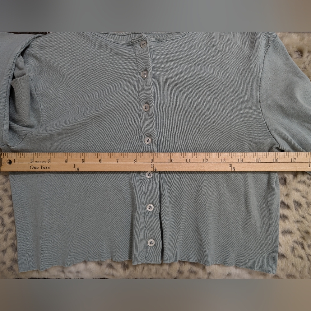 Brandy Melville Cropped Cardigan - Picture 5 of 5